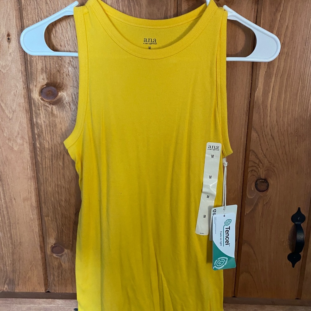 New with tags yellow ana tank top